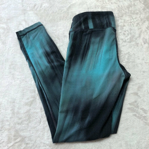 Aritzia Parklife Stride Leggings Size Small